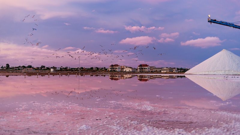 Les salines roses de Torrevieja, sur la Costa Blanca Sud.